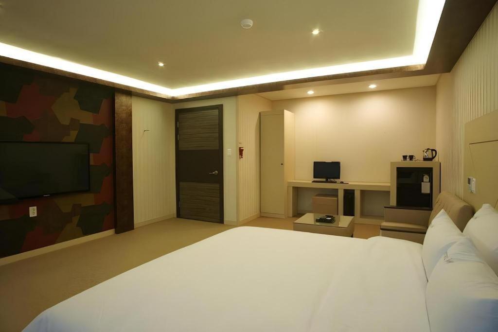Hotel W Shinjeju Ngoại thất bức ảnh