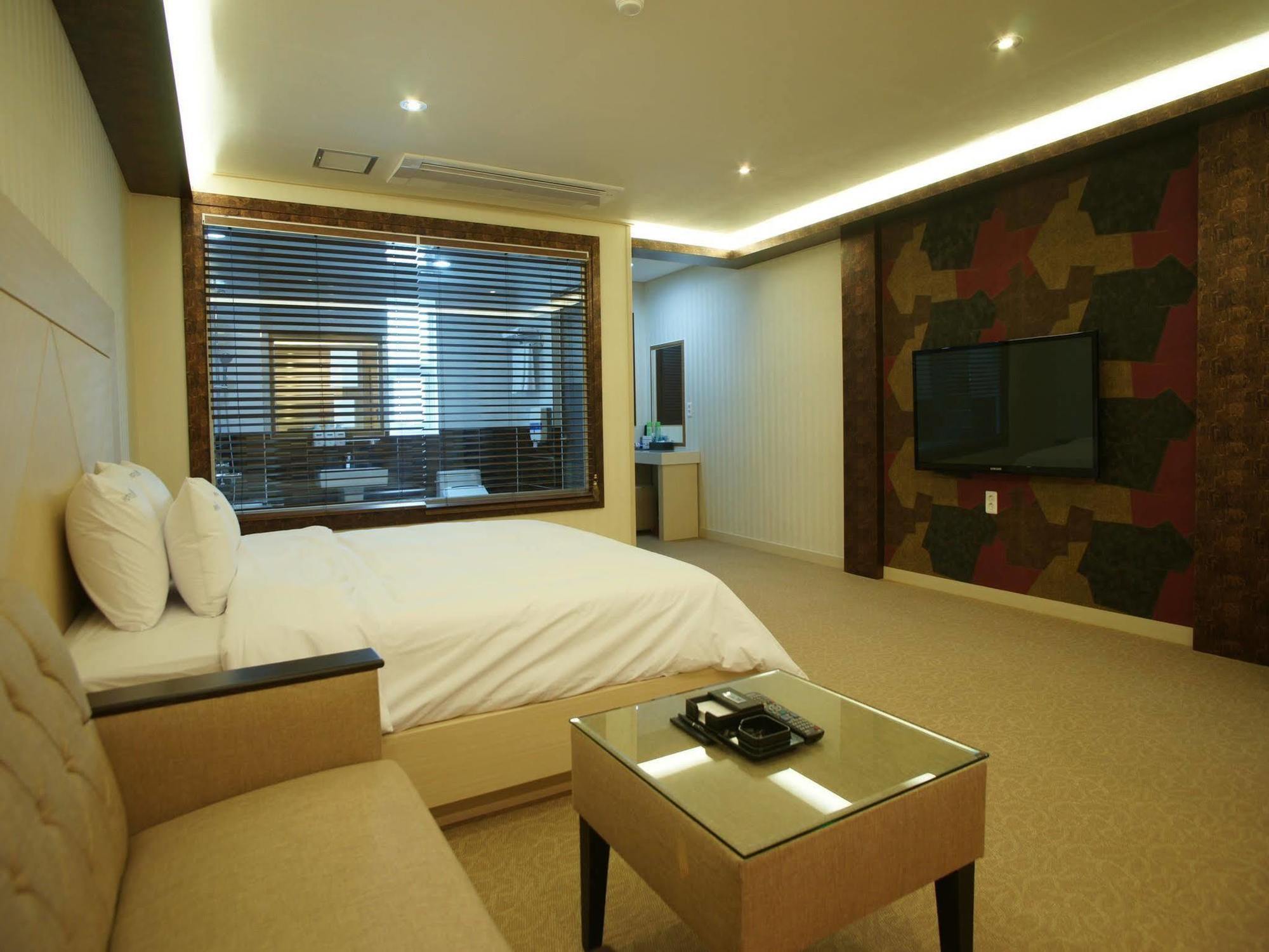 Hotel W Shinjeju Ngoại thất bức ảnh
